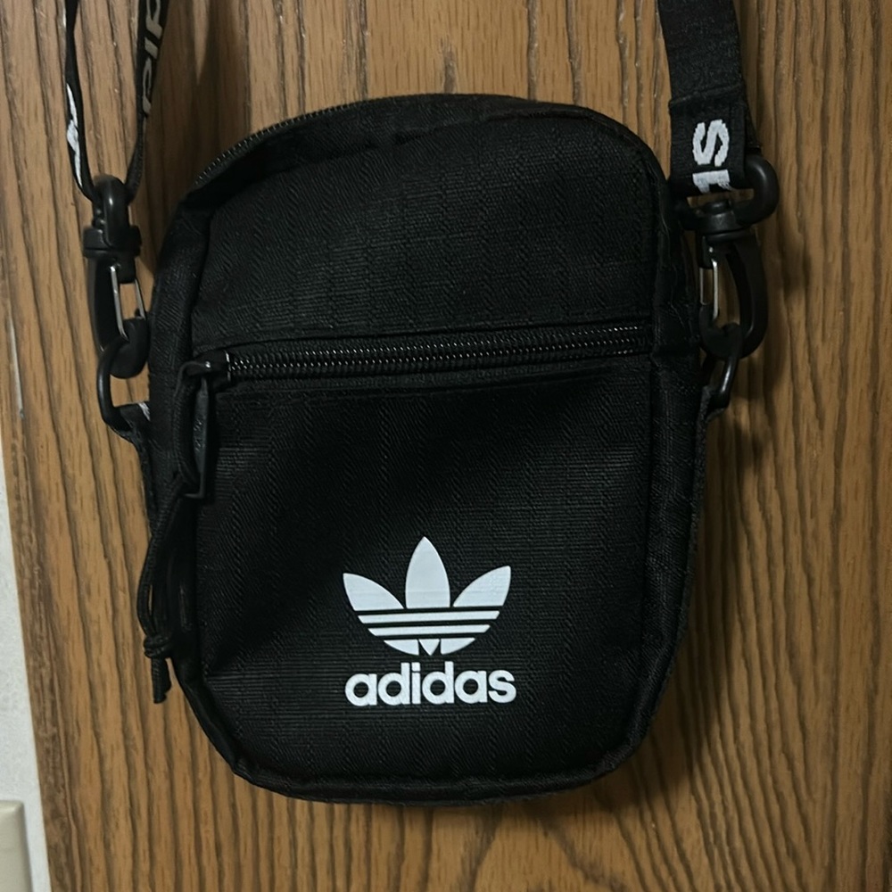 Adidas crossbody